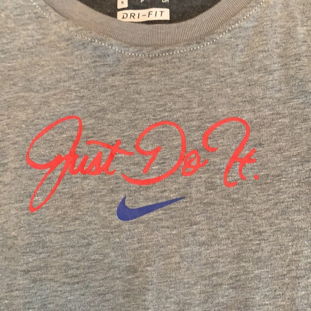 Gray Nike tee